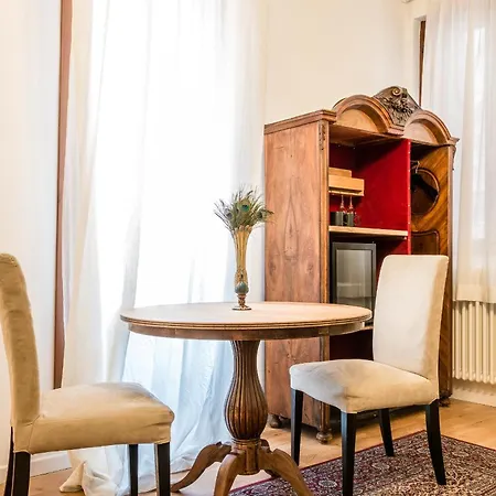 Palazzo Daponte By Lionhost 2*