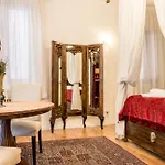 Palazzo Daponte By Lionhost Pensjonat 3*